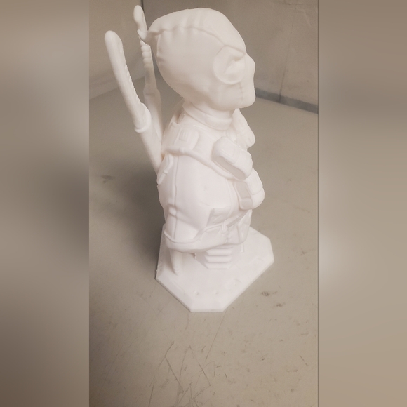 Deadpool 3d printed statue - Picture 2 of 7